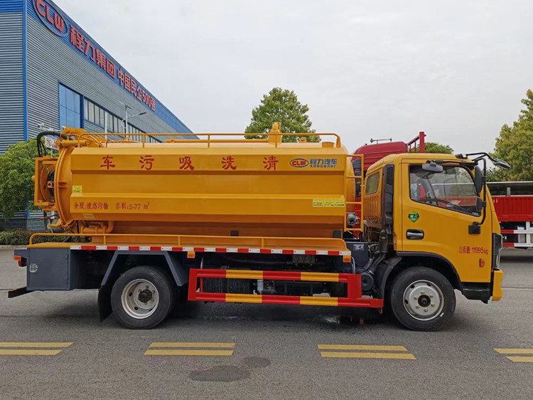 東風大多利卡10方清洗吸污車